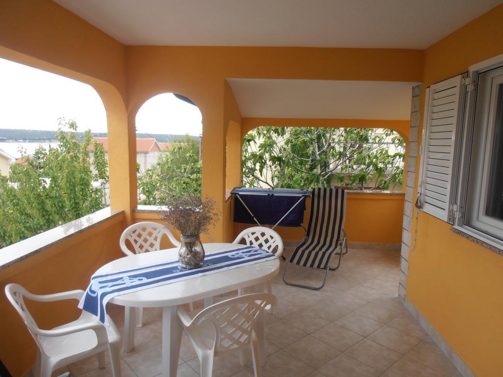 Apartment M&M Gornji Karin Luaran gambar